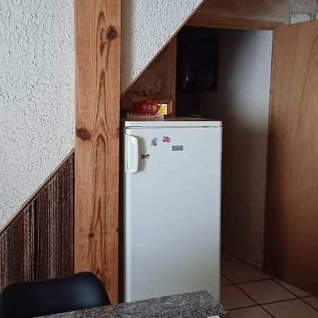 Appartement Chaleureux Dans Une Maison En Pierre Mireval Eksteriør billede