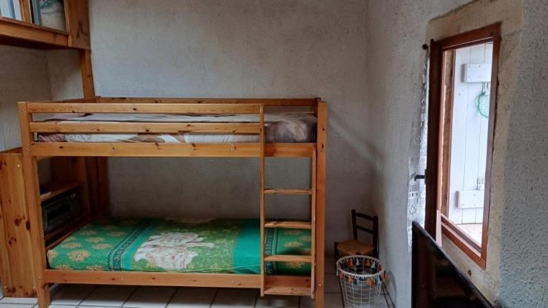 Appartement Chaleureux Dans Une Maison En Pierre Mireval Eksteriør billede