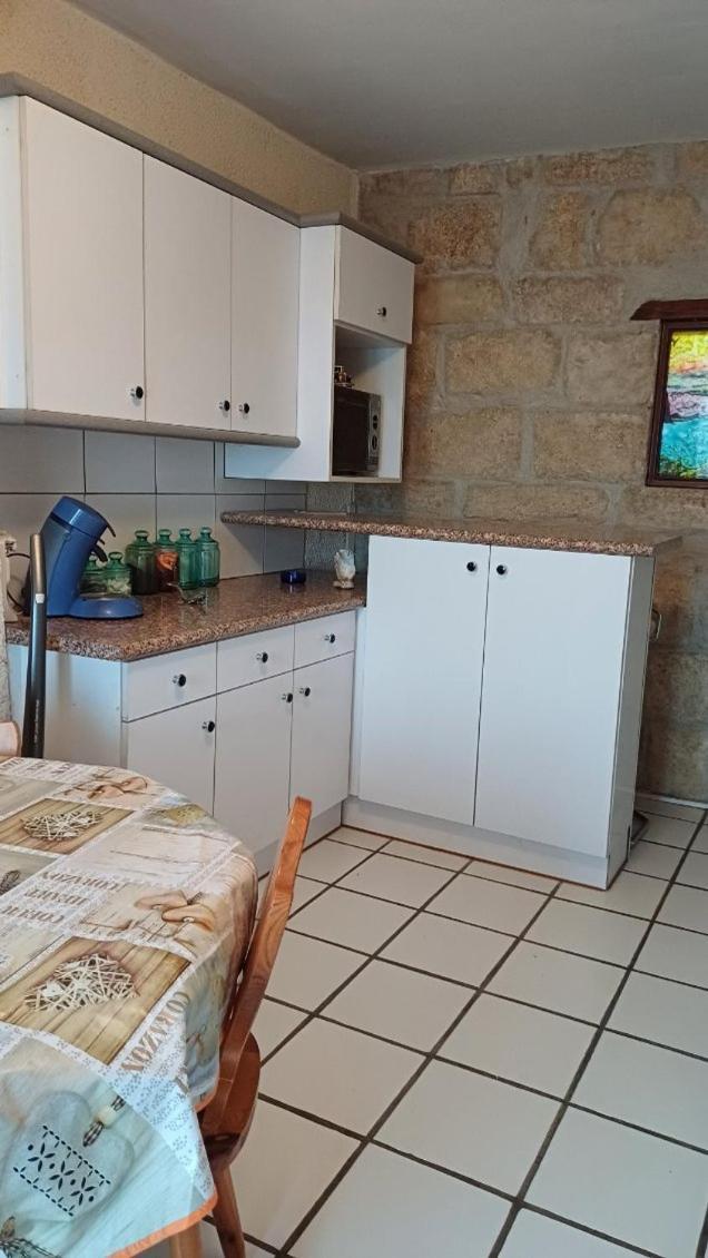 Appartement Chaleureux Dans Une Maison En Pierre Mireval Eksteriør billede